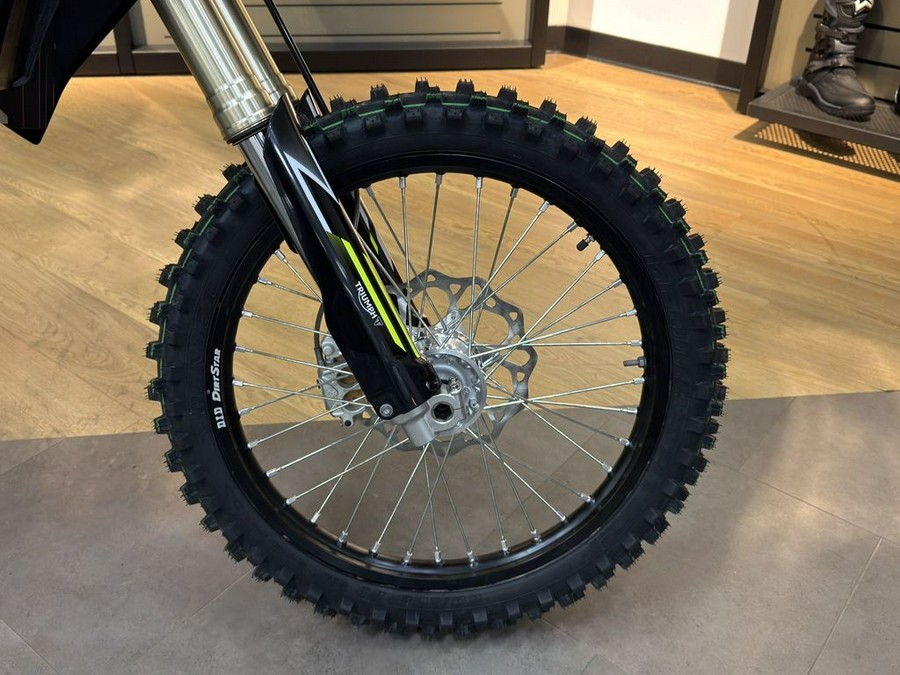 2026 Triumph TF 250-C Jet black/ Pure white