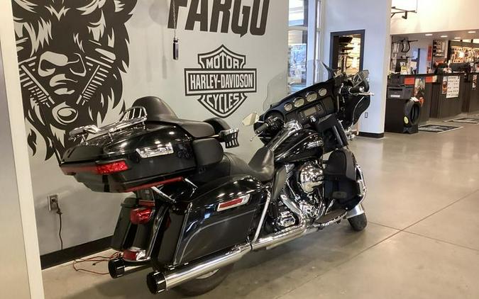 2015 Harley-Davidson® FLHTCUL - Electra Glide® Ultra Classic® Low