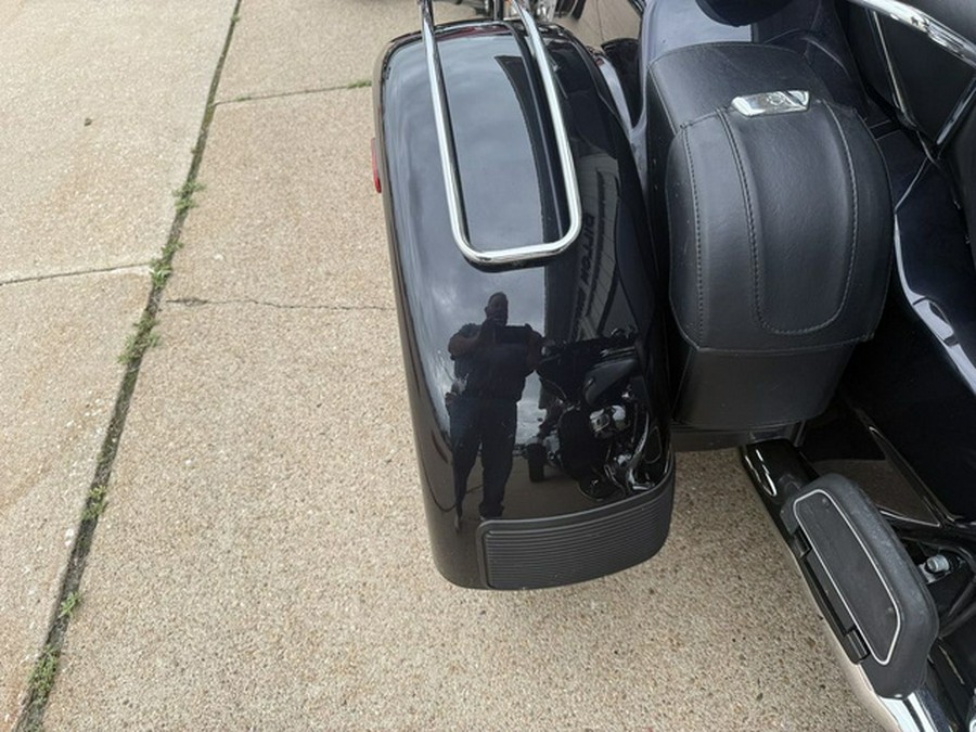2020 Harley-Davidson Trike FLHTCUTG - Tri Glide Ultra