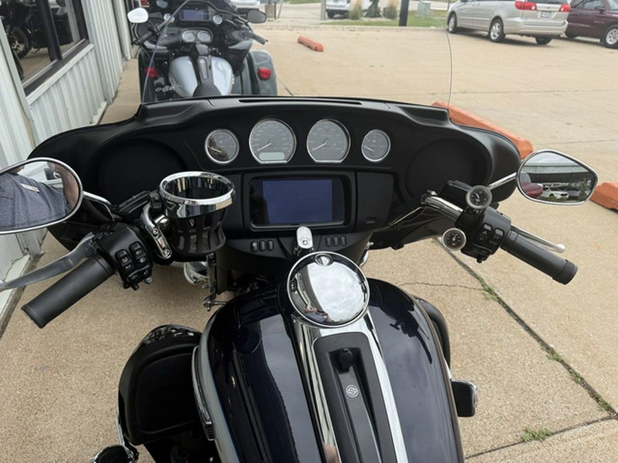 2020 Harley-Davidson Trike FLHTCUTG - Tri Glide Ultra