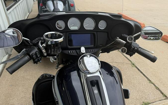 2020 Harley-Davidson Trike FLHTCUTG - Tri Glide Ultra