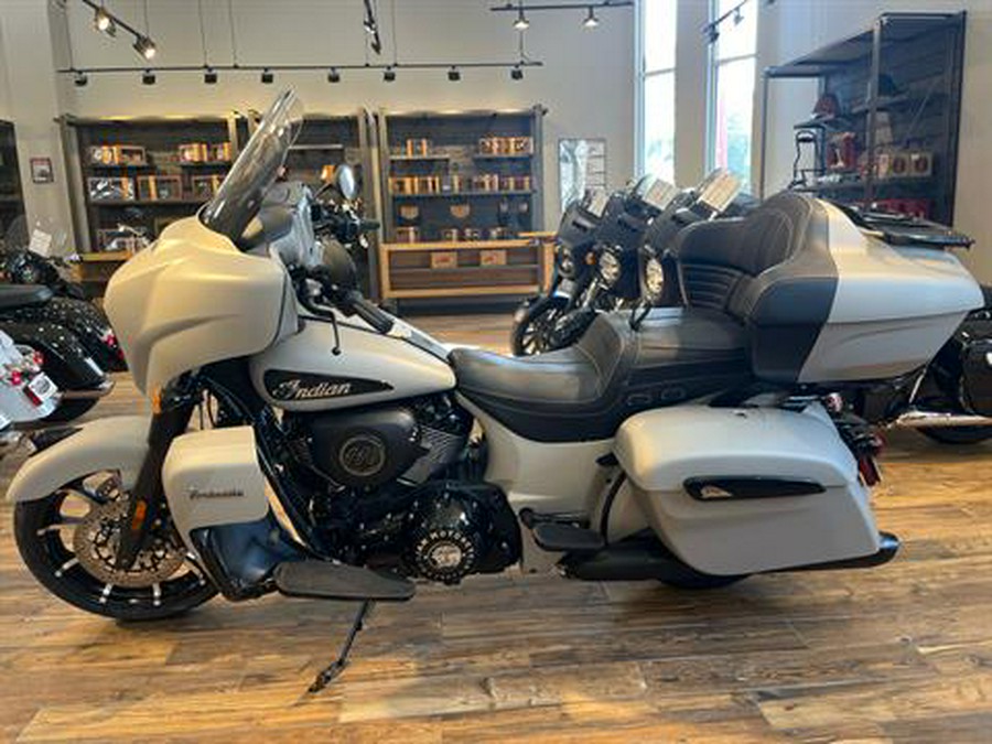 2023 Indian Motorcycle Roadmaster® Dark Horse®