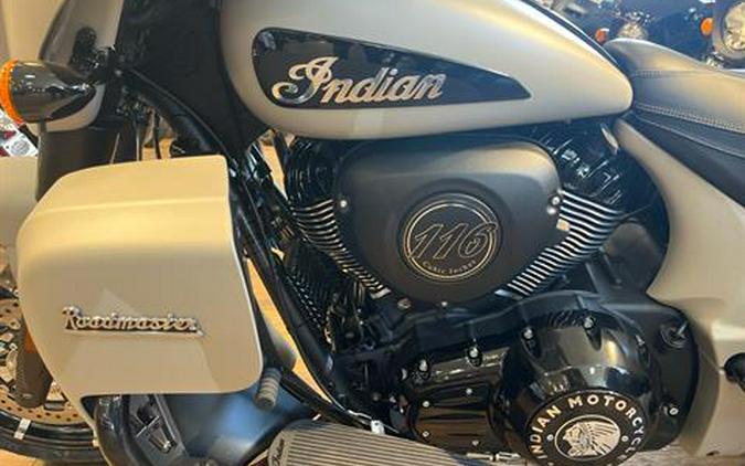 2023 Indian Motorcycle Roadmaster® Dark Horse®