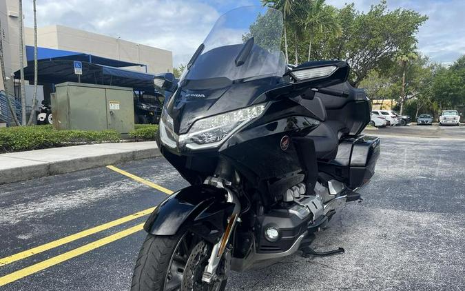 2019 Honda® Gold Wing Tour Automatic DCT Darkness Black Metallic