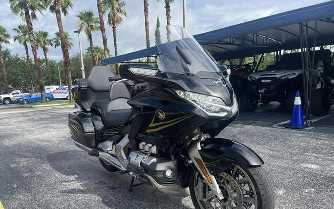 2019 Honda® Gold Wing Tour Automatic DCT Darkness Black Metallic