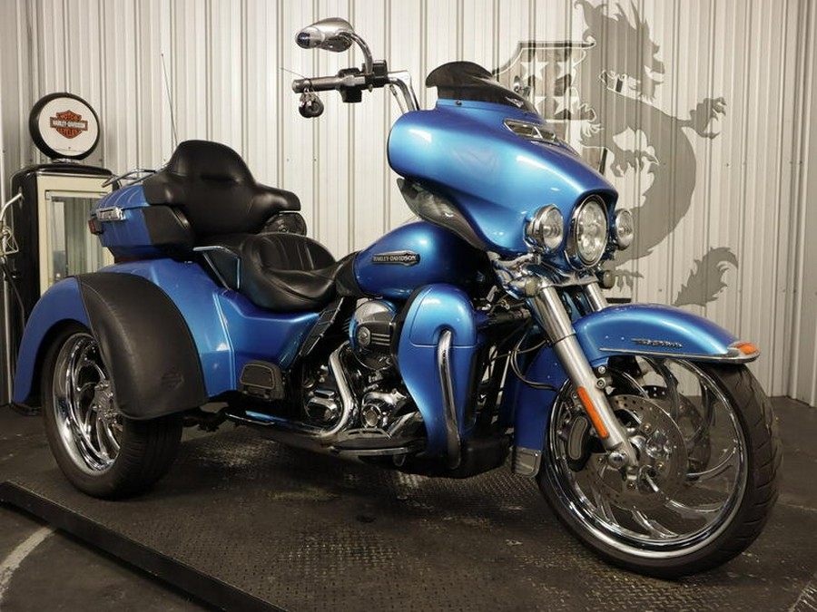 2016 Harley-Davidson® FLHTCUTG - Tri Glide® Ultra