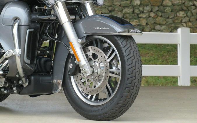 2022 Harley-Davidson FLHTCUTG - Tri Glide Ultra