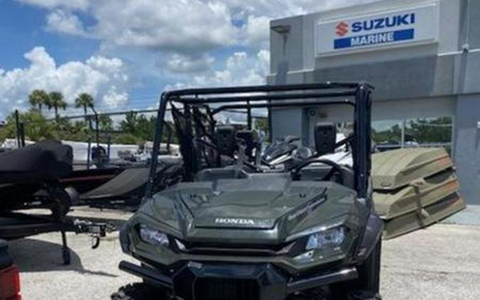 2025 Honda® Pioneer 1000-6 Crew Deluxe