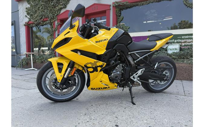 2025 GSX-8R - Suzuki