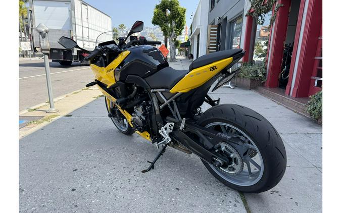 2025 GSX-8R - Suzuki