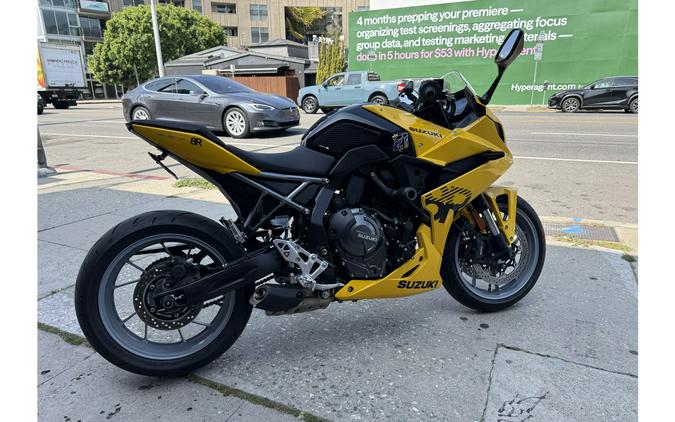 2025 GSX-8R - Suzuki