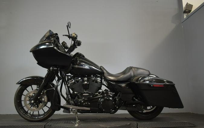 2018 Harley-Davidson Road Glide Special FLTRXS