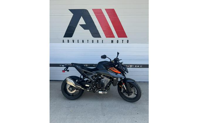 2024 KTM 990 Duke