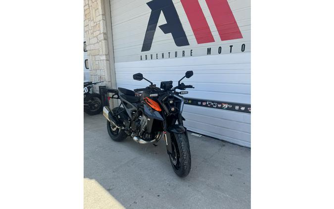 2024 KTM 990 Duke