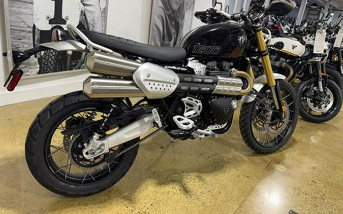 2025 Triumph Scrambler 1200 XE