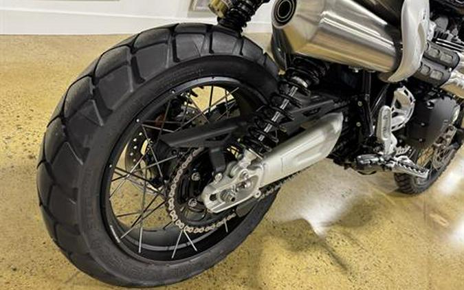 2025 Triumph Scrambler 1200 XE