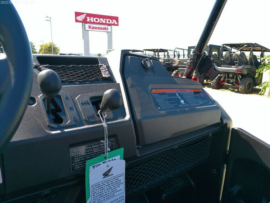 2026 Honda® SXS700M4T