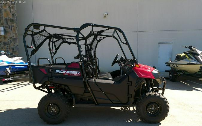 2026 Honda® SXS700M4T