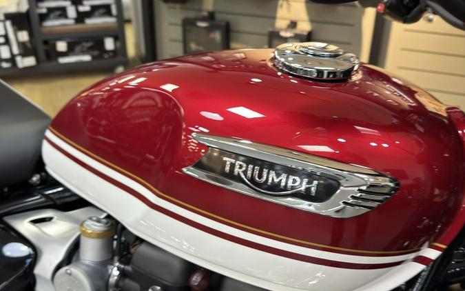2026 Triumph Bonneville Speedmaster Carnival red