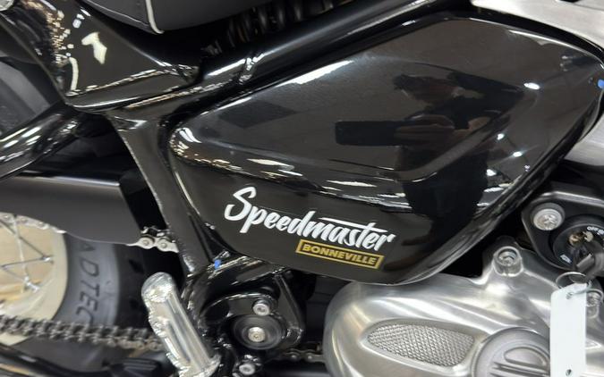 2026 Triumph Bonneville Speedmaster Carnival red
