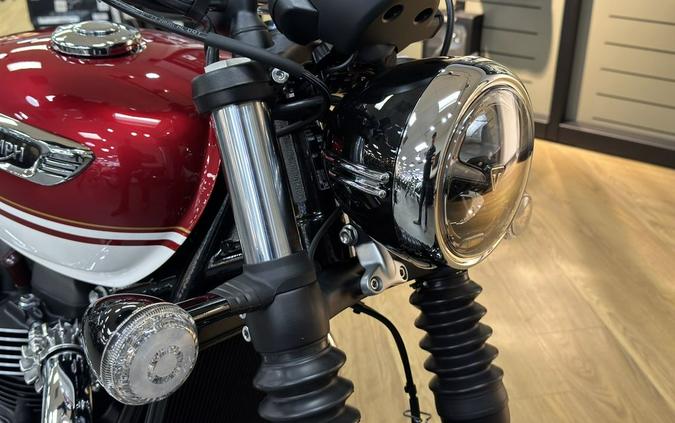2026 Triumph Bonneville Speedmaster Carnival red