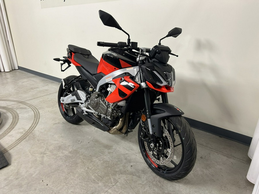 2026 Aprilia Tuono 457