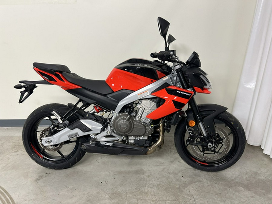 2026 Aprilia Tuono 457