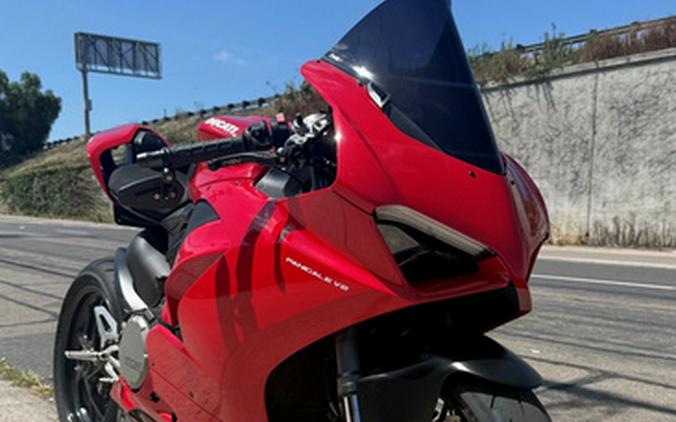 2022 Ducati Panigale V2