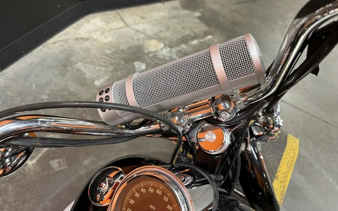 2007 Harley-Davidson Softail FXSTC - Custom