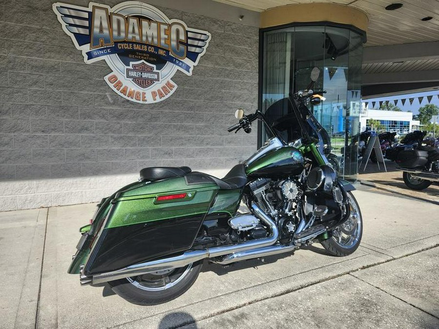 2014 Harley-Davidson® FLHRSE - CVO™ Road King®