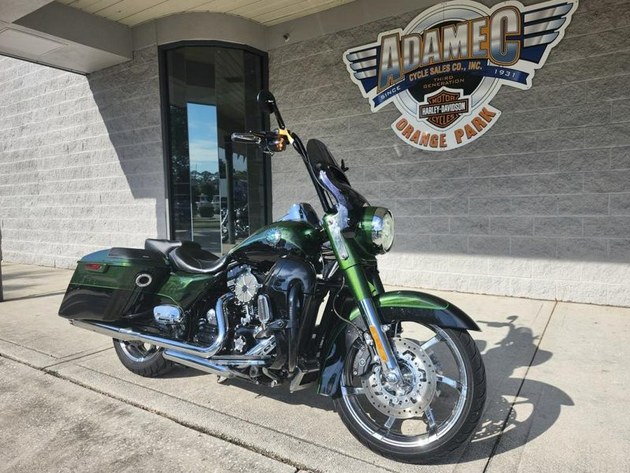 2014 Harley-Davidson® FLHRSE - CVO™ Road King®