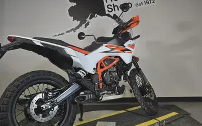 2026 KTM 390 ADV R