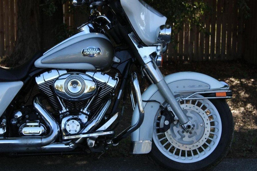 2009 HARLEY-DAVIDSON FLHTCU ULTRA CLASSIC EG
