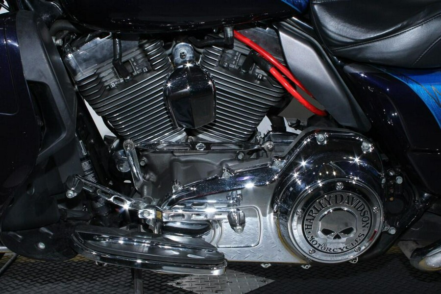 Used 2014 Harley-Davidson CVO Electra Glide Ultra Limited FLHTKSE Motorcycle For Sale In Miami, Florida