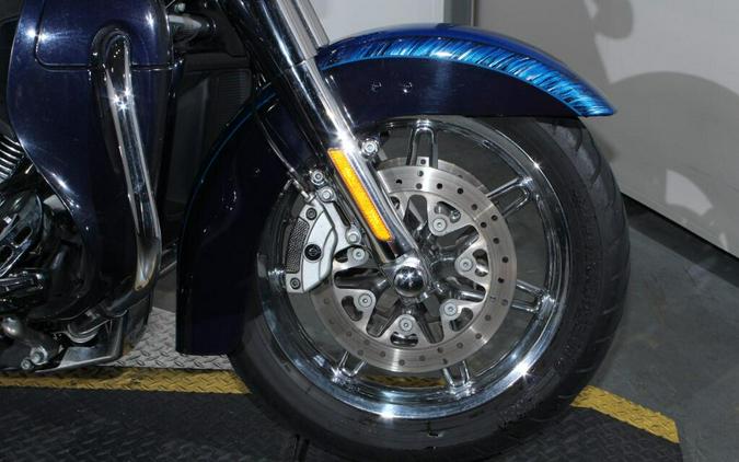 Used 2014 Harley-Davidson CVO Electra Glide Ultra Limited FLHTKSE Motorcycle For Sale In Miami, Florida