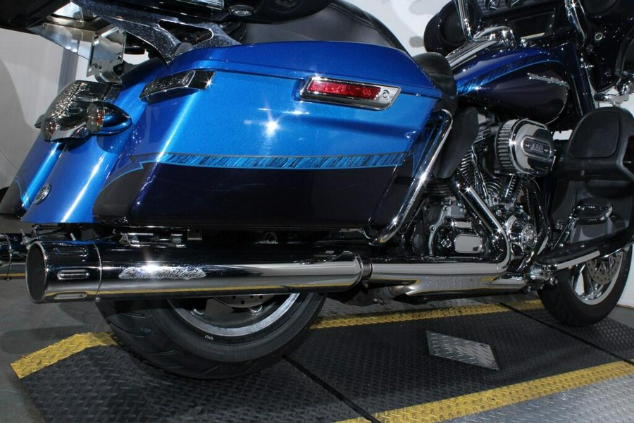 Used 2014 Harley-Davidson CVO Electra Glide Ultra Limited FLHTKSE Motorcycle For Sale In Miami, Florida