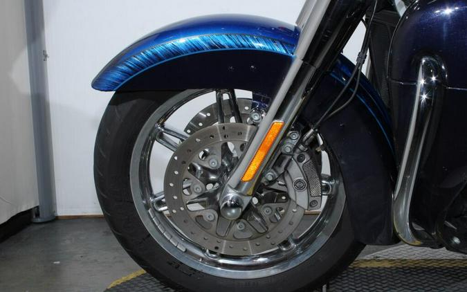 Used 2014 Harley-Davidson CVO Electra Glide Ultra Limited FLHTKSE Motorcycle For Sale In Miami, Florida