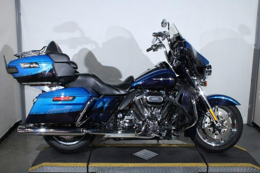 Used 2014 Harley-Davidson CVO Electra Glide Ultra Limited FLHTKSE Motorcycle For Sale In Miami, Florida