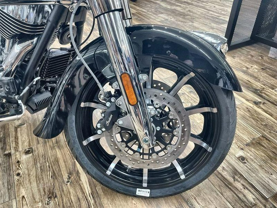 2022 Indian Motorcycle® Chieftain® Limited Black Metallic