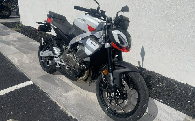 2026 Aprilia Tuono 457