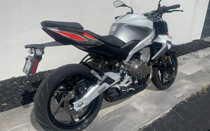 2026 Aprilia Tuono 457