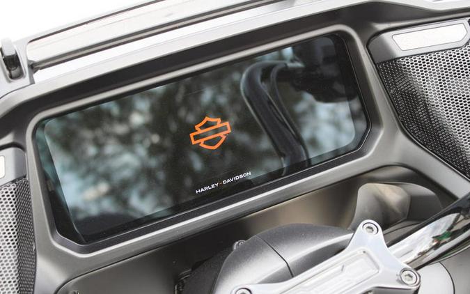 2024 Harley-Davidson® FLTRX - Road Glide®