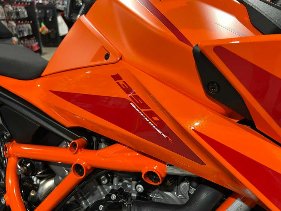 2026 KTM 1390 Super Duke R EVO