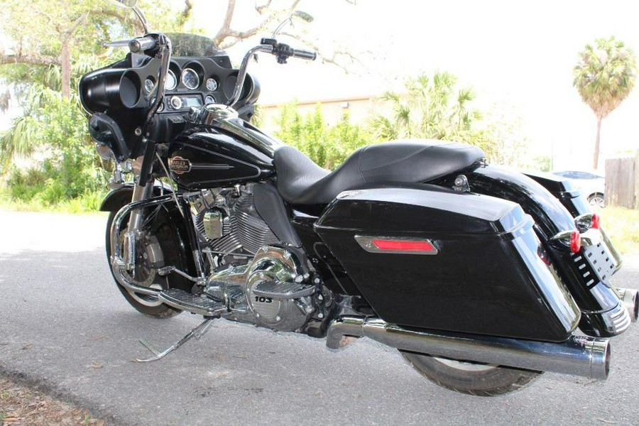 2012 HARLEY-DAVIDSON FLHTCU ULTRA CLASSIC EG