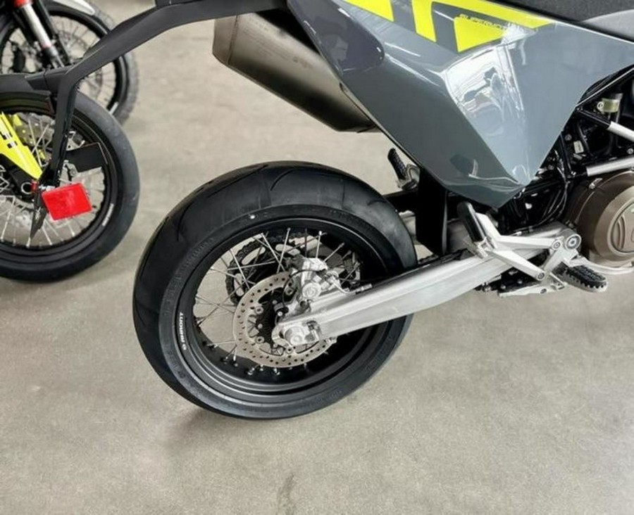 2024 Husqvarna® 701 Supermoto