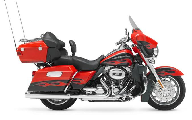 2010 Harley-Davidson® FLHTCUSE5 - CVO™ Ultra Classic® Electra Glide