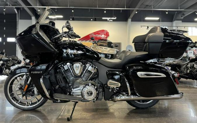 2023 Indian Motorcycle® Pursuit Limited Black Metallic