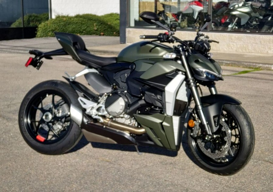 2024 Ducati Streetfighter V2 Storm Green