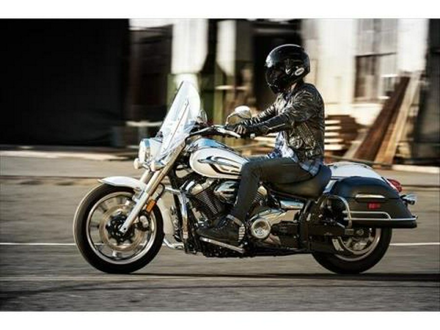 2015 Yamaha V Star 950 Tourer