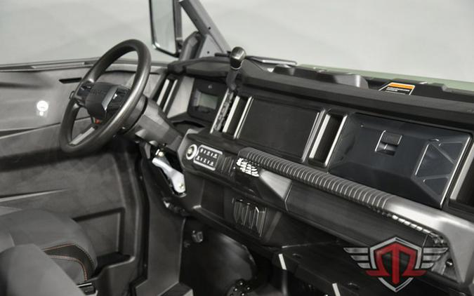 2026 Can-Am Defender MAX X Mr HD11 With Half-Doors